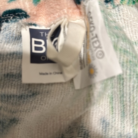 Ok-Tex the big one wrap towel NWOT - Picture 6 of 7